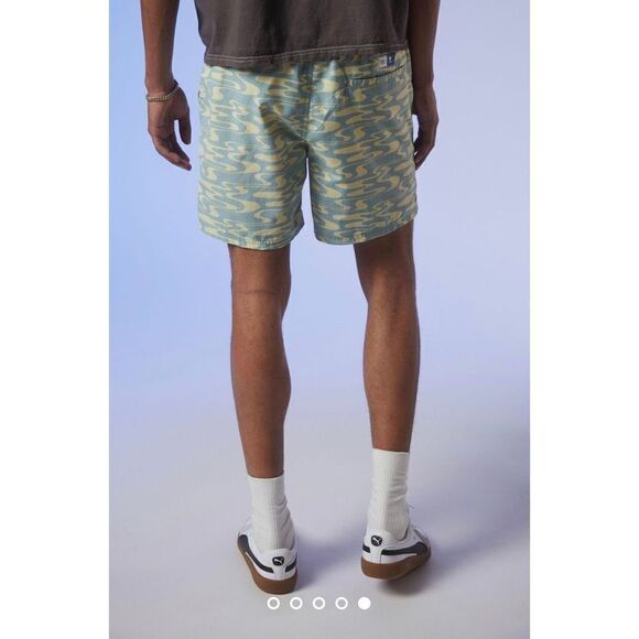 Urban Outfitters Katin X Without Walls Nylon Volley Short Size S - Picture 4 of 11